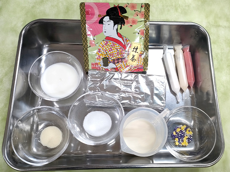 抹茶ムースのスイートボックスの材料